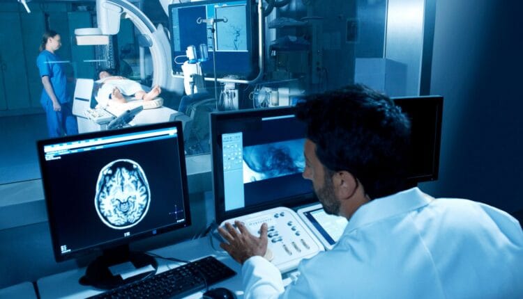 ChatGPT surpasse les médecins dans la précision du diagnostic des maladies