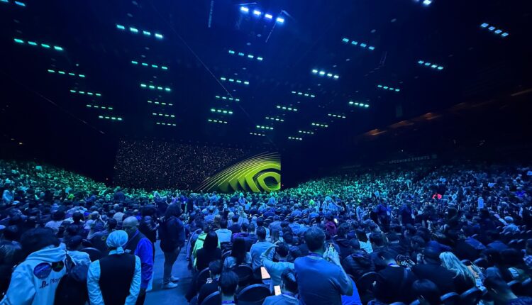 NVIDIA au CES 2025 - Révolutionner l'IA, la Robotique et l'Informatique